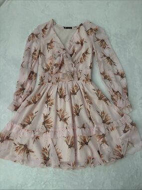 Amazon light pink with flowers